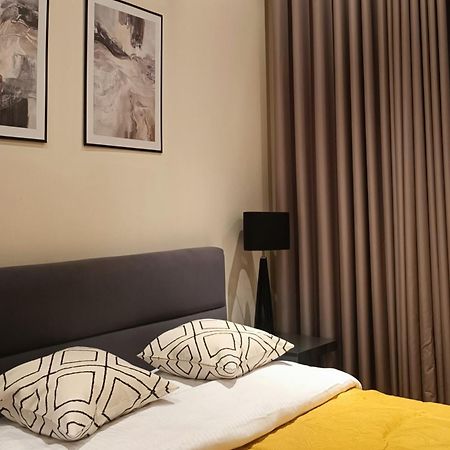Luxury Room Well Located Czestochowa Bagian luar foto